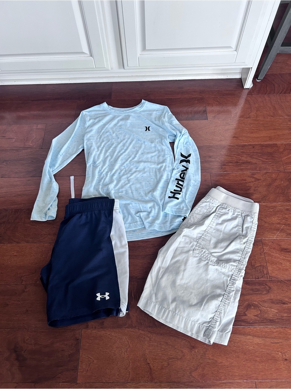 Under Armour Hurley boys shirt shorts bundle lot size medium 10/12